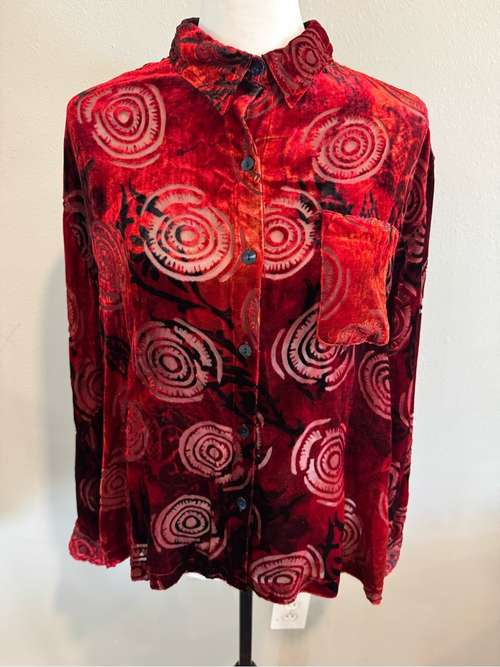 Chico’s Vintage Velvet Burnout Button Down Shirt Boho Eclectic Artsy Goth L